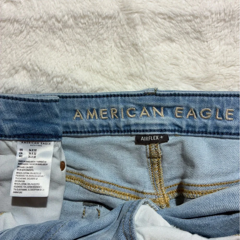 American Eagle Outfitters Men's Denim Blue Slim Straight Jeans Size 34/32 - Picture 4 of 5